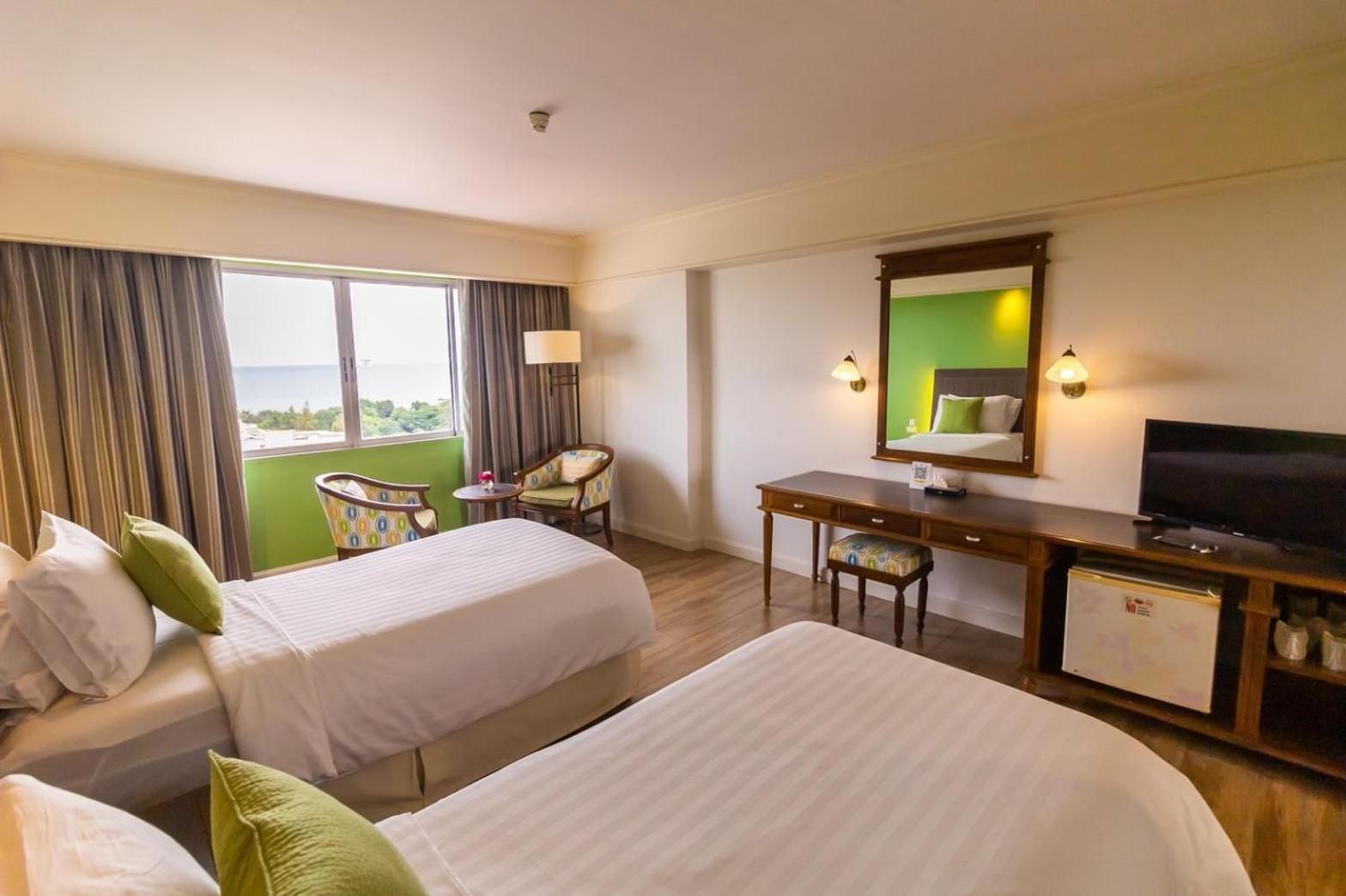 Hua Hin Grand Hotel And Plaza - Sha Extra Plus Zewnętrze zdjęcie